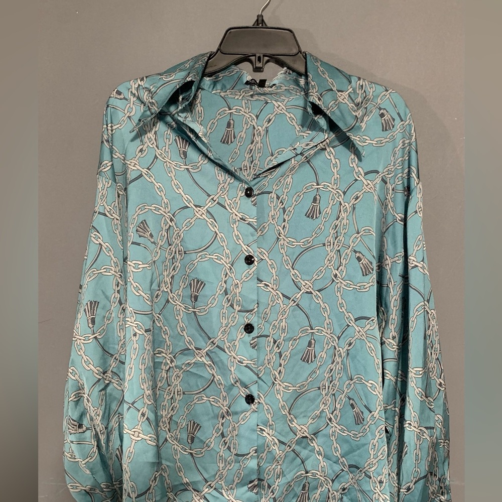 Fashion Nova long sleeve blouse